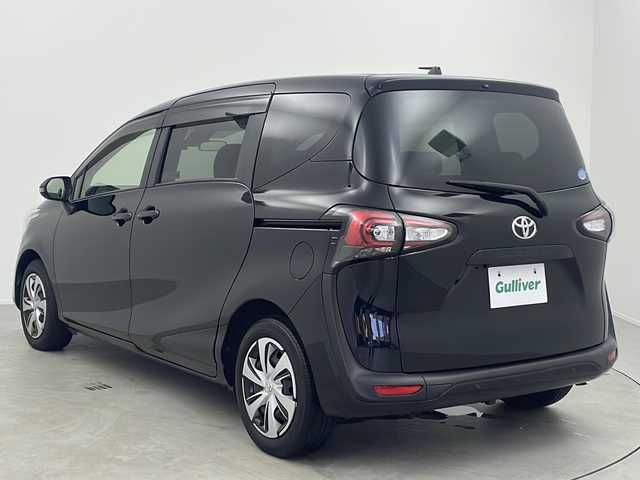 トヨタ シエンタ G セーフティエディション 大阪府 2020(令2)年 2.1万km ブラックマイカ 純正ナビ/(フルセグTV/Bluetooth/HDMI)/純正12.1インチフリップダウンモニター/バックカメラ/両側パワースライドドア/プリクラッシュセーフティ/オートマチックハイビーム/前後コーナーセンサー/キセノンヘッドライト/スマートキー/プッシュスタート