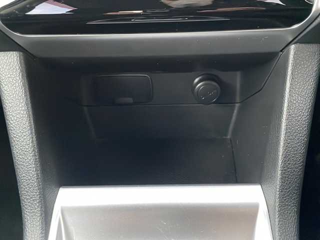 スバル レヴォーグ 1．6GT アイサイト 秋田県 2014(平26)年 3.3万km スティールブルーグレーM ・４WD/・純正ＳＤナビ/　Ｂｌｕｅｔｏｏｔｈ/　フルセグＴＶ/　ＣＤ/DVD再生機能有/・ステアリングリモコン/・バックカメラ/・ビルトインＥＴＣ/・パワーシート/・オートライト/・ＨＩＤライト/・パドルシフト/・ドアバイザー/・純正17インチアルミホイール/・アイサイト/　リクラッシュブレーキ/  レーダークルーズコントロール(全車速追従機能）/  車線逸脱警報/  衝突被害軽減システム