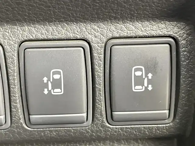 日産 エルグランド 250ハイウェイスター 千葉県 2012(平24)年 10.6万km ファントムブラック 禁煙車/サポカーS ワイド/・衝突被害軽減ブレーキ/・ペダル踏み間違い時加速抑制装置/・車線逸脱警報/両側パワースライドドア/フリップダウンモニター/社外7インチナビ/CD/DVD/Bluetooth/ワンセグ/バックカメラ/ハーフレザーシート/純正18インチアルミホイール/オートエアコン/プッシュスタート/スマートキー