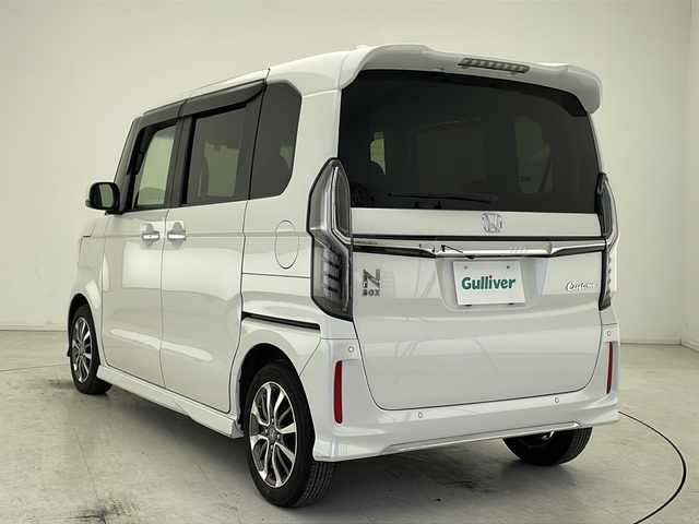 ホンダ Ｎ ＢＯＸ カスタム L 千葉県 2023(令5)年 2.8万km プラチナホワイトパール 衝突軽減ブレーキ/レーンキープアシスト/SDナビ/（フルセグ/Bluetooth/USB/FM/AM）/バックカメラ/ETC/ドライブレコーダー（前後）/アイドリングストップ/パワースライドドア/LEDヘッドライト/電動格納ミラー