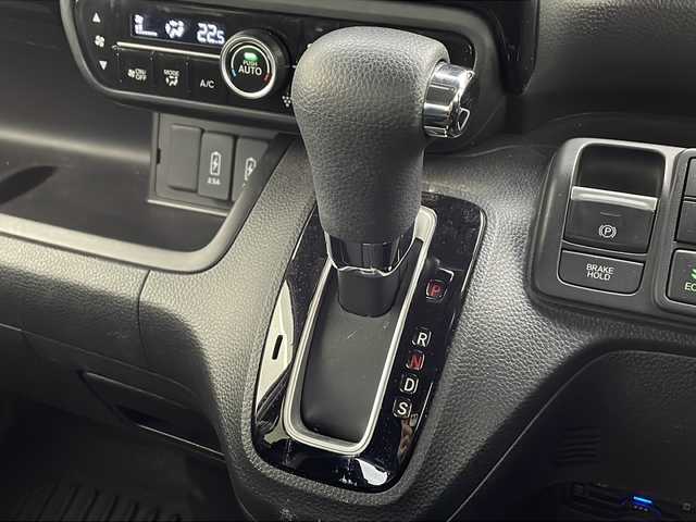 ホンダ Ｎ ＢＯＸ カスタム L 千葉県 2023(令5)年 2.8万km プラチナホワイトパール 衝突軽減ブレーキ/レーンキープアシスト/SDナビ/（フルセグ/Bluetooth/USB/FM/AM）/バックカメラ/ETC/ドライブレコーダー（前後）/アイドリングストップ/パワースライドドア/LEDヘッドライト/電動格納ミラー