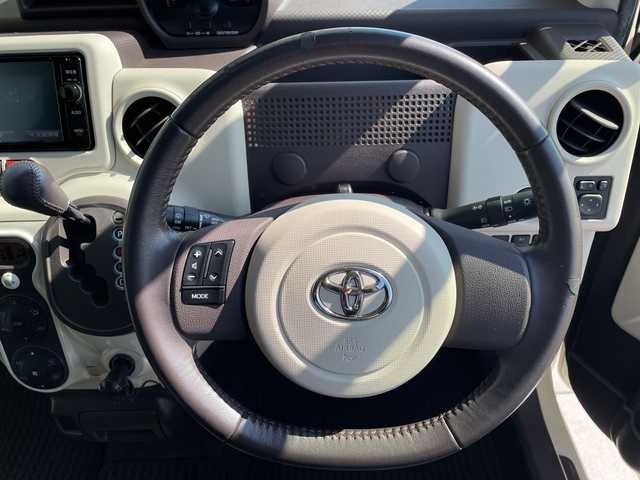 トヨタ ポルテ G 愛知県 2015(平27)年 3.7万km クリームベージュ 純正ナビ/片側パワースライド/シートヒーター/フルセグ/Bluetooth/バックカメラ/ドライブレコーダー/ETC/衝突軽減システム/ステアリングスイッチ/スマートキー/プッシュスタート