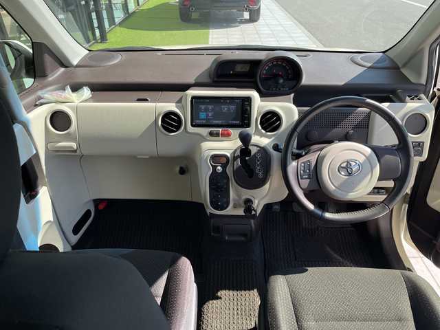 トヨタ ポルテ G 愛知県 2015(平27)年 3.7万km クリームベージュ 純正ナビ/片側パワースライド/シートヒーター/フルセグ/Bluetooth/バックカメラ/ドライブレコーダー/ETC/衝突軽減システム/ステアリングスイッチ/スマートキー/プッシュスタート