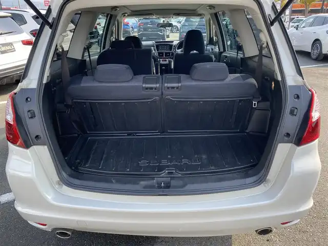 スバル エクシーガ 2．0i－S 福岡県 2009(平21)年 12.2万km サテンホワイトパール ・サンルーフ/・クルーズコントロール/・純正ナビ/Bluetooth/USB/・D席パワーシート/・DTV/・ETC/・純正17AW/・保証書/・取扱説明書