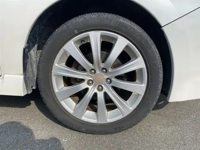 スバル エクシーガ 2．0i－S 福岡県 2009(平21)年 12.2万km サテンホワイトパール ・サンルーフ/・クルーズコントロール/・純正ナビ/Bluetooth/USB/・D席パワーシート/・DTV/・ETC/・純正17AW/・保証書/・取扱説明書