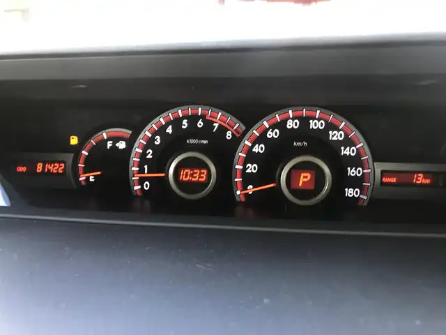 トヨタ ヴォクシー ZS 煌Z 栃木県 2013(平25)年 8.2万km ブラック )IDOMが運営する【じしゃロン小山店】の自社ローン専用車両になります。こちらは現金またはオートローンご利用時の価格です。自社ローンご希望の方は別途その旨お申付け下さい//禁煙車/純正フルセグナビ/（CD/DVD/AM/FMラジオ）/(Bluetooth)/スマートキー/プッシュスタート/ＥＴＣ/両側パワースライドドア/ドライブレコーダー/チップアップシート/ステアリングリモコン/電動格納ドアミラー/パワーウインドウ/オートライト/防眩ミラー