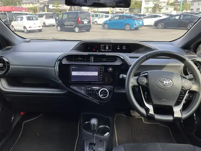 トヨタ アクア G GRスポーツ 岡山県 2019(令1)年 7万km パール 純正メモリナビ　NSZT-W68T/フルセグTV、CD、DVD、Bluetooth、AM、FM/バックカメラ/ETC/前後ドライブレコーダー/クルーズコントロール/TRDフロントスポイラー