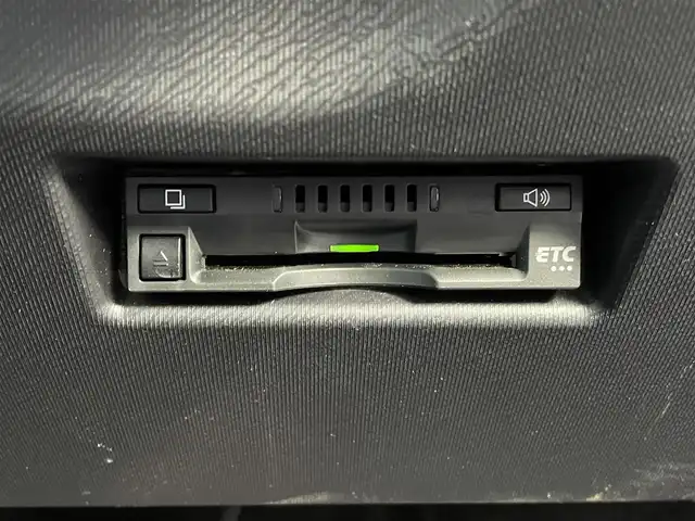 トヨタ アクア G GRスポーツ 岡山県 2019(令1)年 7万km パール 純正メモリナビ　NSZT-W68T/フルセグTV、CD、DVD、Bluetooth、AM、FM/バックカメラ/ETC/前後ドライブレコーダー/クルーズコントロール/TRDフロントスポイラー