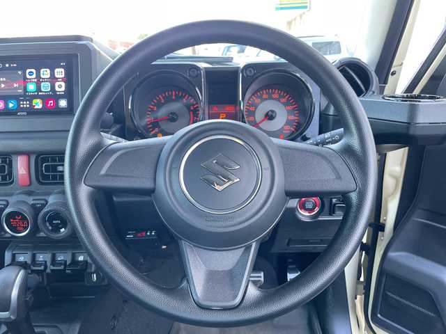 スズキ ジムニー シエラ JL 神奈川県 2022(令4)年 0.3万km シフォンアイボリーM ワンオーナー/プッシュスタート/社外SDナビ/Bluetooth接続/ビルトインETC/シートヒーター/デジタルインナーミラー型ドライブレコーダー/ダウンヒルアシスト/オートライト/電動格納ミラー/LEDライト、フォグライト