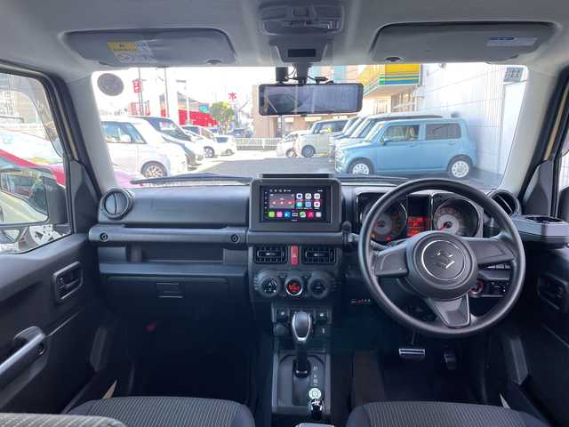 スズキ ジムニー シエラ JL 神奈川県 2022(令4)年 0.3万km シフォンアイボリーM ワンオーナー/プッシュスタート/社外SDナビ/Bluetooth接続/ビルトインETC/シートヒーター/デジタルインナーミラー型ドライブレコーダー/ダウンヒルアシスト/オートライト/電動格納ミラー/LEDライト、フォグライト