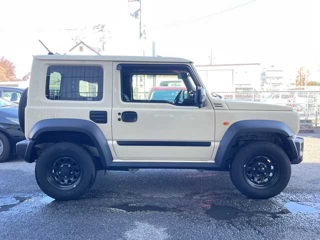 スズキ ジムニー シエラ JL 神奈川県 2022(令4)年 0.3万km シフォンアイボリーM ワンオーナー/プッシュスタート/社外SDナビ/Bluetooth接続/ビルトインETC/シートヒーター/デジタルインナーミラー型ドライブレコーダー/ダウンヒルアシスト/オートライト/電動格納ミラー/LEDライト、フォグライト