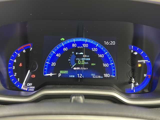 トヨタ カローラ スポーツ ハイブリッドG Z 宮城県 2019(令1)年 5.3万km ホワイトパールクリスタルシャイン 禁煙車/ワンオーナー/トヨタセーフティーセンス/・レーダークルーズコントロール/・プリクラッシュセーフティーシステム/・レーントレーシングアシスト/・オートマチックハイビーム/・リアクロストラフィックアラート/・パーキングサポートブレーキ/・ロードサインアシスト/ブラインドスポットモニター/純正9インチナビ/（BT.CD.DVD.AM.FM.USB）/フルセグテレビ/バックカメラ/社外ドライブレコーダー（F）/ビルトインETC/電動パーキングブレーキ/AUTOHOLD/前席シートヒーター/革巻きステアリング/ステアリングスイッチ/プッシュスタート/スマートキー/スペアキー/純正フロアマット/純正ドアバイザー/純正18インチアルミホイール/LEDヘッドライト/LEDフォグランプ/アイドリングストップ/横滑り防止機能