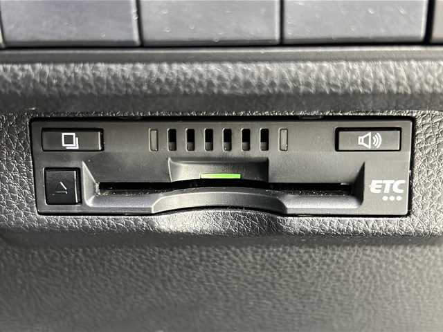 トヨタ カローラ スポーツ ハイブリッドG Z 宮城県 2019(令1)年 5.3万km ホワイトパールクリスタルシャイン 禁煙車/ワンオーナー/トヨタセーフティーセンス/・レーダークルーズコントロール/・プリクラッシュセーフティーシステム/・レーントレーシングアシスト/・オートマチックハイビーム/・リアクロストラフィックアラート/・パーキングサポートブレーキ/・ロードサインアシスト/ブラインドスポットモニター/純正9インチナビ/（BT.CD.DVD.AM.FM.USB）/フルセグテレビ/バックカメラ/社外ドライブレコーダー（F）/ビルトインETC/電動パーキングブレーキ/AUTOHOLD/前席シートヒーター/革巻きステアリング/ステアリングスイッチ/プッシュスタート/スマートキー/スペアキー/純正フロアマット/純正ドアバイザー/純正18インチアルミホイール/LEDヘッドライト/LEDフォグランプ/アイドリングストップ/横滑り防止機能