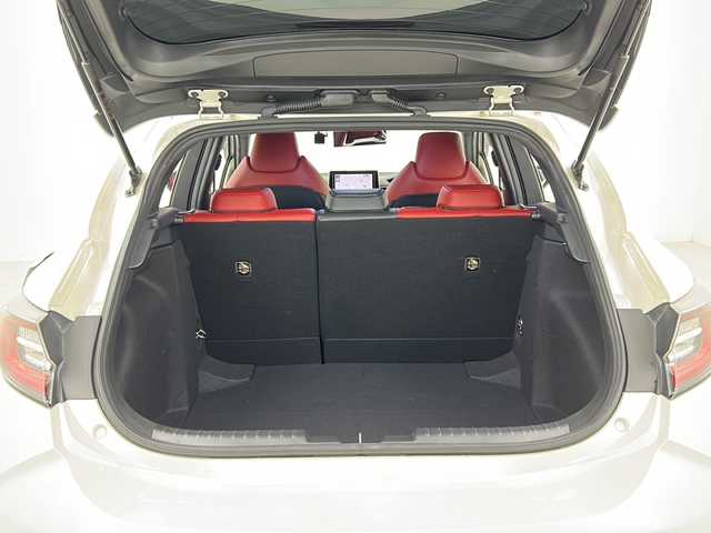 トヨタ カローラ スポーツ ハイブリッドG Z 宮城県 2019(令1)年 5.3万km ホワイトパールクリスタルシャイン 禁煙車/ワンオーナー/トヨタセーフティーセンス/・レーダークルーズコントロール/・プリクラッシュセーフティーシステム/・レーントレーシングアシスト/・オートマチックハイビーム/・リアクロストラフィックアラート/・パーキングサポートブレーキ/・ロードサインアシスト/ブラインドスポットモニター/純正9インチナビ/（BT.CD.DVD.AM.FM.USB）/フルセグテレビ/バックカメラ/社外ドライブレコーダー（F）/ビルトインETC/電動パーキングブレーキ/AUTOHOLD/前席シートヒーター/革巻きステアリング/ステアリングスイッチ/プッシュスタート/スマートキー/スペアキー/純正フロアマット/純正ドアバイザー/純正18インチアルミホイール/LEDヘッドライト/LEDフォグランプ/アイドリングストップ/横滑り防止機能