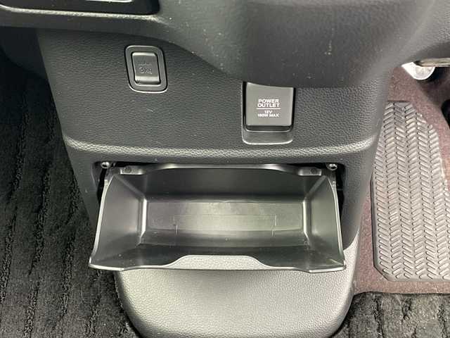 ホンダ Ｎ ＢＯＸ 秋田県 2020(令2)年 2.6万km プレミアムグラマラスブロンズP ・純正ナビ/・フルセグTV/・Bluetooth/・バックカメラ/・追従式クルーズコントロール/・前後コーナーセンサー/・ホンダセンシング/・レーンキープアシスト/・片側パワースライドドア/・シートヒーター/・ETC/・純正フロアマット/・ドラレコ/・スペアキー/・エンジンスターター