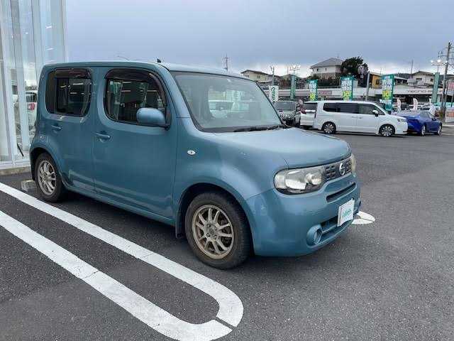 日産 キューブ