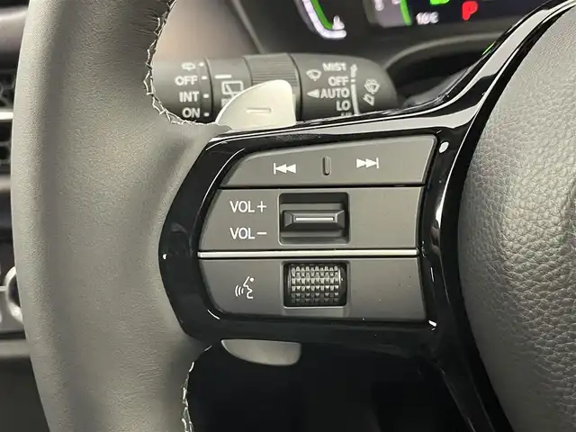 ホンダ ＺＲ－Ｖ ハイブリッド e:HEV Z 埼玉県 2024(令6)年 0.2万km プレミアムクリスタルブルークリスタル 純正9型ナビ　全周囲カメラ　ＢＯＳＥサウンド　ワイヤレス充電　電動リアゲート　ＢＳＭ　アダプティブクルーズコントロール　パドルシフト　ハンドルヒーター　パワーシート　レザーシート