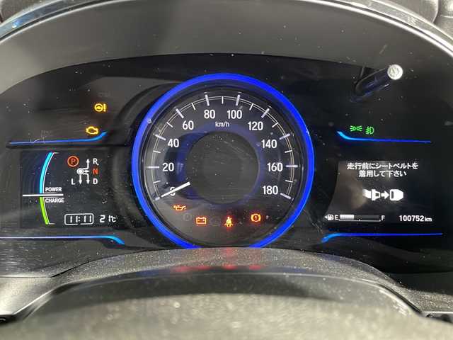 ホンダ シャトル ハイブリッド Z 福岡県 2016(平28)年 10.1万km ミッドナイトブルービームM ・Bカメラ/・社外ナビ/・Bluetooth/・CD/DVD/・iPod/・AUX/・プッシュスタート/・スマートキー/・スペアキー1本/・ワンセグTV/・ETC/・クルコン/・シートヒーター/・パドルシフト/・オートライト