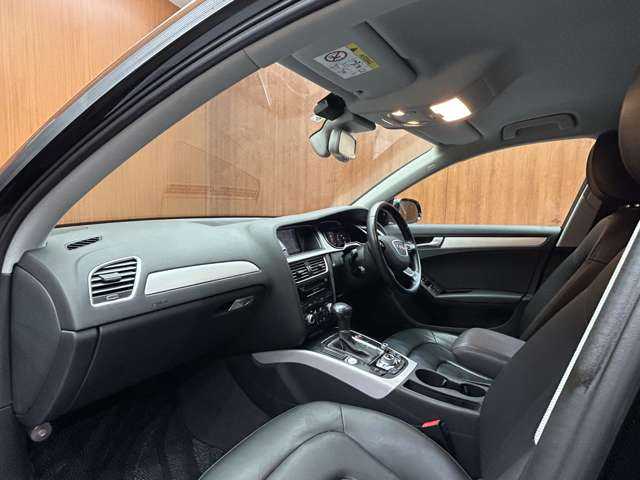 アウディ Ａ４ 2．0 TFSI 千葉県 2015(平27)年 5.9万km ファントムブラックパールエフェクト アシスタンスＰＫＧ　/ＡＣＣ　/黒革シート　/ナビ　/ＴＶ　/Ｂｌｕｅｔｏｏｔｈ接続　/Ｂカメラ　/電動シート　/シートヒーター　/プッシュスート　/スマートキー　/サイドアシスト　/レーンキープアシスト　/ＥＴＣ　/禁煙車