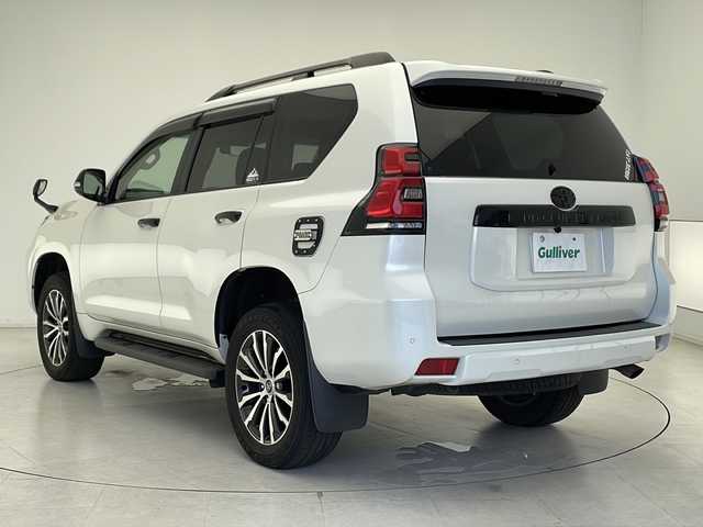 トヨタ ランドクルーザー プラド TX Lパッケージ 千葉県 2019(平31)年 5.1万km ホワイトパールクリスタルシャイン 衝突軽減ブレーキ/レーンキープアシスト/オートハイビーム/純正ナビ/（フルセグ/Bluetooth/FM/AM)/サンルーフ/バックカメラ/ステアリングスイッチ/ETC2.0/ドライブレコーダー/クルーズコントロール/レザーシート/エアシート/パワーシート（D/N席）/スマートキー/プッシュスタート/LEDヘッドライト/フォグライト/ウィンカーミラー/純正サイドバイザー/コーナーセンサー/ISOFIX