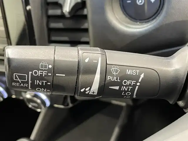 ホンダ フィット e:HEVホーム 愛知県 2020(令2)年 4.1万km クリスタルブラックパール 純正ナビ/衝突軽減ブレーキ/レーダークルーズコントロール/バックカメラ/前後ドライブレコーダー/ハーフレザーシート/ＬＥＤヘッドライト/コーナーセンサー/踏み間違い防止システム/純正フロアマット/電動パーキングブレーキ