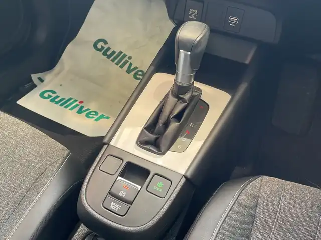 ホンダ フィット e:HEVホーム 埼玉県 2020(令2)年 4.1万km クリスタルブラックパール ホンダセンシング /純正メモリナビ/　　CD/DVD/BT/フルセグ/バックカメラ /レーダークルーズコントロール /LEDオートライト /ハーフレザーシート