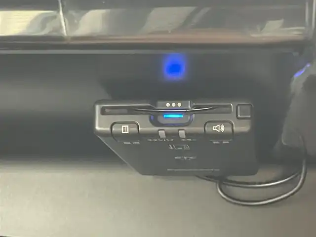 トヨタ ハイラックス Z 茨城県 2021(令3)年 1.1万km オキサイドブロンズM 社外10型フローティングナビ/バックカメラ/フルセグ/ベッドライナー/トノカバー/衝突被害軽減ブレーキ/車線逸脱抑制装置/レーダークルーズコントロール/クリアランスソナー/ETC/社外デジタルインナーミラードラレコ付/社外シートカバー/純正17インチAW/LEDヘッドライト/スマートキー