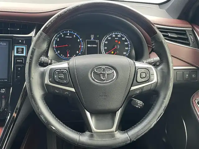 トヨタ ハリアー プレミアム 佐賀県 2015(平27)年 5.7万km スパークリングブラックパールクリスタルシャイン アルパイン9型ナビ/・フルセグTV/CD/DVD/SD/Bluetooth/バックカメラ/パワーバックドア/純正エアロ/クルーズコントロール/レーンディパーチャーアラート/横滑り防止機能/ハーフレザーシート/D席メモリーシート/ISOFIX対応/革巻きステアリング/ステアリングリモコン/LEDヘッドライト/LEDフォグライト/オートマチックハイビーム/ウィンカーミラー/プッシュスタート/スマートキー/ETC/純正18インチアルミホイール/純正フロアマット/純正ドアバイザ―/保証書・取扱説明書/スペアキー1本