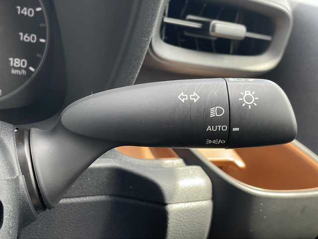 トヨタ シエンタ ハイブリッド G 岩手県 2024(令6)年 1.2万km ブラック 4WD/寒冷地仕様/純正ディスプレイオーディオ・フルセグTV/Bluetooth・AppleCarPlay・AndroidAuto/パノラミックビューモニター/両側パワースライドドア/ワイパーデアイサー/セーフティセンス/プリクラッシュセーフティ/レーダークルーズコントロール/レーンディパーチャーアラート/レーントレーシングアシスト/オートマチックハイビーム/プロアクティブドライビングアシスト/ブラインドスポットモニター/充電用USB端子タイプC/ビルトインETC/LEDヘッドライト/スマートキー/プッシュスタート