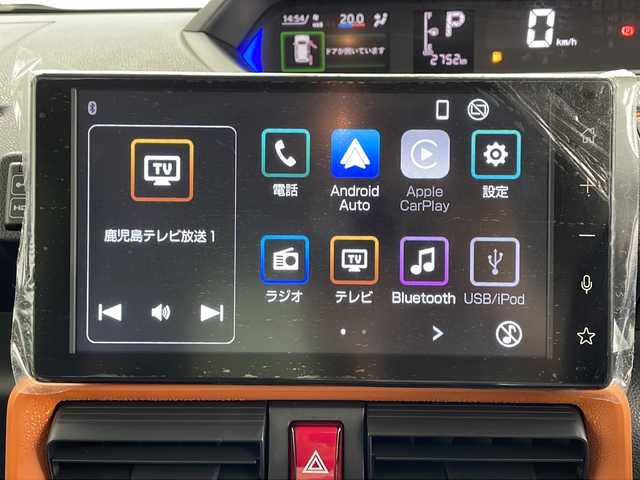 ダイハツ タント ファンクロスターボ 鹿児島県 2024(令6)年 0.3万km ブラックマイカメタリック/フォレストカーキメタリック 純正9インチディスプレイオーディオ/（BT/フルセグTV）/両側パワースライドドア/レーダークルーズコントロール/スマートアシスト/オートライト/バックカメラ/コーナーセンサ―/シートヒーター/ルーフレール/ステアリングスイッチ/リアサンシェード/スマートキー/プッシュスタート
