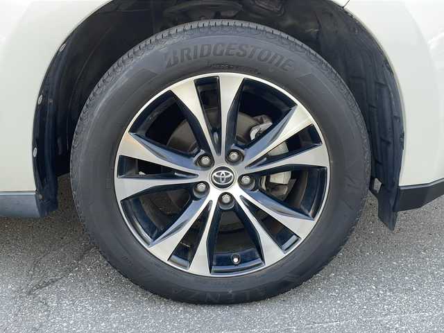 トヨタ ハリアー ハイブリッド プレミアム アドバンスド スタイルモーヴ 道北・旭川 2015(平27)年 6.5万km ホワイトパールクリスタルシャイン ・４ＷＤ/・ＪＢＬサウンドシステムナビ/　ＣＤ・ＤＶＤ・ＢＴ・フルセグ/・全方位カメラ/・インテリジェントクリアランスソナー/・パワーバックドア/・トヨタセーフティセンス/　レーダークルーズコントロール/　レーンデパーチャーアラート/　プリクラッシュセーフティ/　オートマチックハイビーム/・ドライブレコーダー/・純正１８インチアルミ/・ハーフレザーシート/・前席パワーシート、シートヒーター/・ＬＥＤオートライト/・オートワイパー/・ＥＴＣ