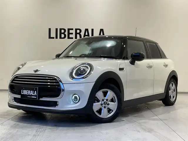 ＭＩＮＩ ミニ クーパー D 熊本県 2019(令1)年 5.2万km ペッパー・ホワイト ・スマートキー/・プッシュスタート/・インテリジェントセーフティ/・PDC自動起動/・パーキングアシスト/・純正HDDナビ/　【Bluetooth・USB・MSV】/・バックカメラ/・ETC/・ドライブレコーダー(前方録画)/・革調シートカバー/・LEDヘッドランプ/・LEDフォグランプ/・UKテール/・純正マット