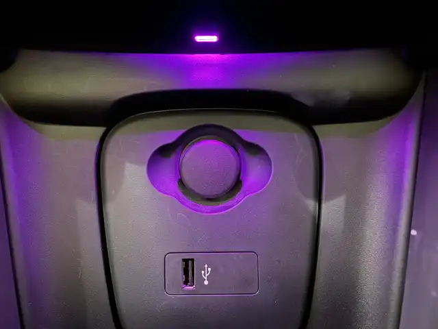 ＭＩＮＩ ミニ クーパー D 熊本県 2019(令1)年 5.2万km ペッパー・ホワイト ・スマートキー/・プッシュスタート/・インテリジェントセーフティ/・PDC自動起動/・パーキングアシスト/・純正HDDナビ/　【Bluetooth・USB・MSV】/・バックカメラ/・ETC/・ドライブレコーダー(前方録画)/・革調シートカバー/・LEDヘッドランプ/・LEDフォグランプ/・UKテール/・純正マット