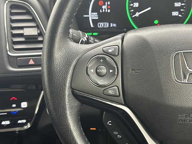 ホンダ ヴェゼル ハイブリッド X ホンダセンシング 秋田県 2016(平28)年 3万km シナモンブロンズM 4WD/社外メモリナビ　/フルセグTV/BT/CD/DVD/ホンダセンシング　/レーダークルーズコントロール　/路外逸脱制御システム　/横滑り防止装置　/先行車発進お知らせ/コンフォートビューパッケージ/バックカメラ　/ビルトインＥＴＣ　/前後ドラレコ　/寒冷地仕様/ワイパーデアイサー/前席シートヒーター/ＬＥＤヘッドライト/フォグランプ/スマートキー