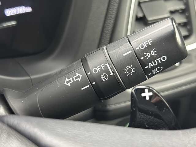 ホンダ ヴェゼル ハイブリッド X ホンダセンシング 秋田県 2016(平28)年 3万km シナモンブロンズM 4WD/社外メモリナビ　/フルセグTV/BT/CD/DVD/ホンダセンシング　/レーダークルーズコントロール　/路外逸脱制御システム　/横滑り防止装置　/先行車発進お知らせ/コンフォートビューパッケージ/バックカメラ　/ビルトインＥＴＣ　/前後ドラレコ　/寒冷地仕様/ワイパーデアイサー/前席シートヒーター/ＬＥＤヘッドライト/フォグランプ/スマートキー