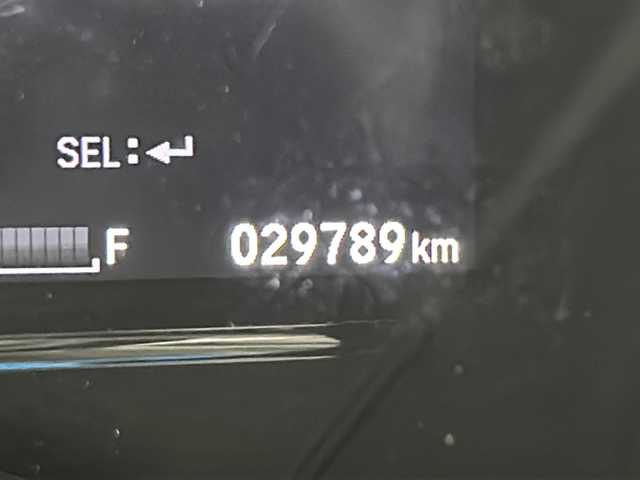 ホンダ ヴェゼル ハイブリッド X ホンダセンシング 秋田県 2016(平28)年 3万km シナモンブロンズM 4WD/社外メモリナビ　/フルセグTV/BT/CD/DVD/ホンダセンシング　/レーダークルーズコントロール　/路外逸脱制御システム　/横滑り防止装置　/先行車発進お知らせ/コンフォートビューパッケージ/バックカメラ　/ビルトインＥＴＣ　/前後ドラレコ　/寒冷地仕様/ワイパーデアイサー/前席シートヒーター/ＬＥＤヘッドライト/フォグランプ/スマートキー