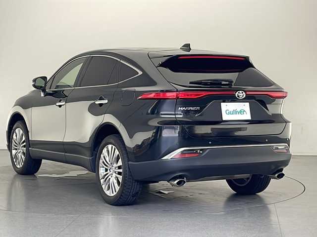 トヨタ ハリアー Z レザーパッケージ 長野県 2020(令2)年 3.1万km プレシャスブラックパール 4WD/調光パノラマルーフ/純正大型ナビ/(フルセグ/Bluetooth/AM/FM)/全方位モニター/衝突軽減ブレーキ/レーンキープアシスト/レーダークルーズコントロール/ブラインドスポットモニター/前後コーナーセンサー/ビルトインETC2.0/前後ドライブレコーダー/レザーシート/前席シートヒーター/前席エアシート/デジタルインナーミラー/前席パワーシート（D席メモリ付き）/電子パーキングブレーキ/置くだけ充電/ヘッドアップディスプレイ/スマートキー/スペアキー