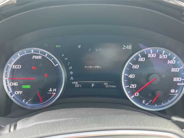 トヨタ クラウン ハイブリッド RS アドバンス 福岡県 2018(平30)年 5.6万km ホワイトパールクリスタルシャイン トヨタセーフティセンス/サンルーフ/TRDエアロ（フロント/サイド/リア）/純正ナビ（BT/フルセグ/SD/DISC/AUX）/アラウンドビューモニター/バックカメラ/サイドカメラ/フロントカメラ/レーダークルーズコントロール/LEDヘッドライト/オートライト/オートマチックハイビーム/レザーシート/D席シートメモリー/DN席エアシート/DN席シートヒーター/ステアリングヒーター/電動チルトテレスコピックステアリング/純正18インチAW/BSM/クリアランスソナー/RCTA/RCD/RSA/LDA/盗難防止装置/プリクラッシュセーフティ/横滑り防止装置/パドルシフト/ブレーキホールド/ワイヤレス充電/スマートキー/ETC