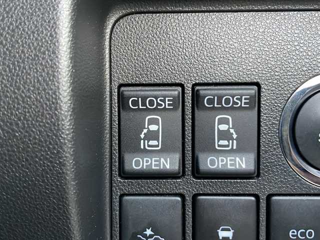 ダイハツ タント カスタム X SAⅡ 山形県 2016(平28)年 2.7万km パールホワイトⅢ 禁煙車/横滑り防止装置/衝突軽減ブレーキ/純正メモリナビ/（DVD/CD/BT/SD/USB/HDMI/AUX）/ワンセグTV/バックカメラ/両側パワースライド/コーナーセンサー/アイドリングストップ/ETC/LEDヘッドライト/フォグランプ/後席サンシェード/純正フロアマット/スマートキー/プッシュスタート/14インチ純正AW