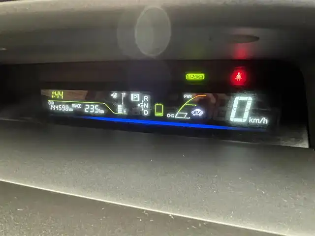 トヨタ プリウス α S Lセレクション 岩手県 2013(平25)年 14.5万km ブラック KENWOODナビ/カロッツェリアスピーカー/横滑り防止装置/オートライト/パワーステアリング/EVモード切り替え/ステアリングスイッチ/オートエアコン/ETC/パワーウィンドウ/ドアバイザー/純正フロアマット/社外１６インチアルミホイール/アイドリングストップ/盗難防止装置/純正ヘッドライト