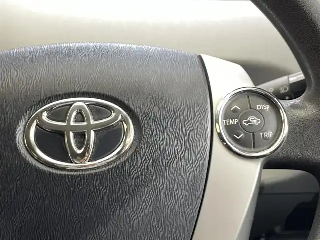 トヨタ プリウス α S Lセレクション 岩手県 2013(平25)年 14.5万km ブラック KENWOODナビ/カロッツェリアスピーカー/横滑り防止装置/オートライト/パワーステアリング/EVモード切り替え/ステアリングスイッチ/オートエアコン/ETC/パワーウィンドウ/ドアバイザー/純正フロアマット/社外１６インチアルミホイール/アイドリングストップ/盗難防止装置/純正ヘッドライト