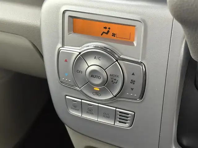 スズキ エブリィ ワゴン PZターボ スペシャル 大分県 2023(令5)年 0.4万km シルキーシルバーメタリック ・ナビ(CD/DVD/SD/BT)/・バックカメラ/・フルセグテレビ/・スズキセーフティサポート/・両側パワースライドドア/・オートステップ/・運転席シートヒーター/・ETC/・コーナーセンサー/・スマートキー/・プッシュスタートボタン/・アイドリングストップ