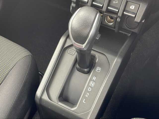 スズキ ジムニー XC 徳島県 2022(令4)年 3.3万km ブルーイッシュブラックパール3 社外メモリナビ　MDV-S708W/（Bluetooth/HDMI/フルセグ/CD/DVD）/衝突軽減ブレーキ/クルーズコントロール/シートヒーター/ドライブレコーダー/ビルトインETC/プッシュスタート/スマートキー/スペアキー/LEDヘッドライト/純正アルミホイール