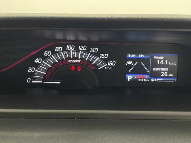 スズキ ソリオ バンディット HV MV 秋田県 2023(令5)年 0.4万km ピュアホワイトパール/ガンメタリック2トーン ４WD/純正メモリナビ(Bluetooth/CD/DVD/フルセグ)/全方位カメラ/両側パワースライドドア/後方コーナーセンサー/純正AW/ヘットアップディスプレイ/スズキセーフティサポート/衝突被害軽減システム/前後ドライブレコーダー/前席シートヒーター/クルーズコントロール/アイドリングストップ/カーテンエアバック/LEDヘッドライト/スマートキー/スペアキー