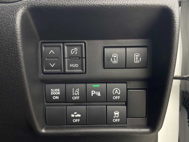 スズキ ソリオ バンディット HV MV 秋田県 2023(令5)年 0.4万km ピュアホワイトパール/ガンメタリック2トーン ４WD/純正メモリナビ(Bluetooth/CD/DVD/フルセグ)/全方位カメラ/両側パワースライドドア/後方コーナーセンサー/純正AW/ヘットアップディスプレイ/スズキセーフティサポート/衝突被害軽減システム/前後ドライブレコーダー/前席シートヒーター/クルーズコントロール/アイドリングストップ/カーテンエアバック/LEDヘッドライト/スマートキー/スペアキー