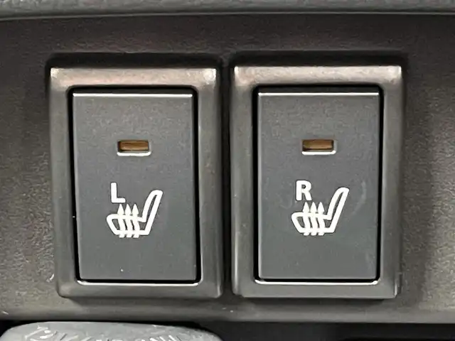 スズキ ハスラー HYBRID X 東京都 2025(令7)年 0.1千km クールカーキパールメタリック/ソフトベージュメタリック 届出済未使用車/純正9型ナビ/フルセグTV/CD/DVD/全方位モニター/シートヒーター/アダプティブクルーズコントロール/デュアルカメラブレーキ/車線逸脱警報機能/パーキングソナー/純正アルミホイール