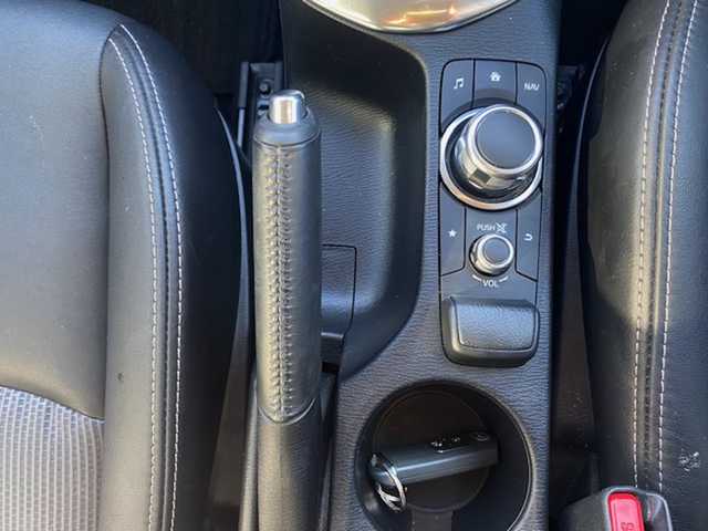 マツダ デミオ XD ブラックレザーリミテッド 兵庫県 2016(平28)年 3.5万km ソウルレッドプレミアムメタリック 純正ナビ/・TV（フルセグTV)/・DVD/CD/AUX/アイドリングストップ/オートくるーす/横滑り防止/衝突軽減ブレーキ/レーンアシスト/クリアナンスソナー/バドルシフト/シートヒーター/ハーフレザーシート/バックモニター/ETC