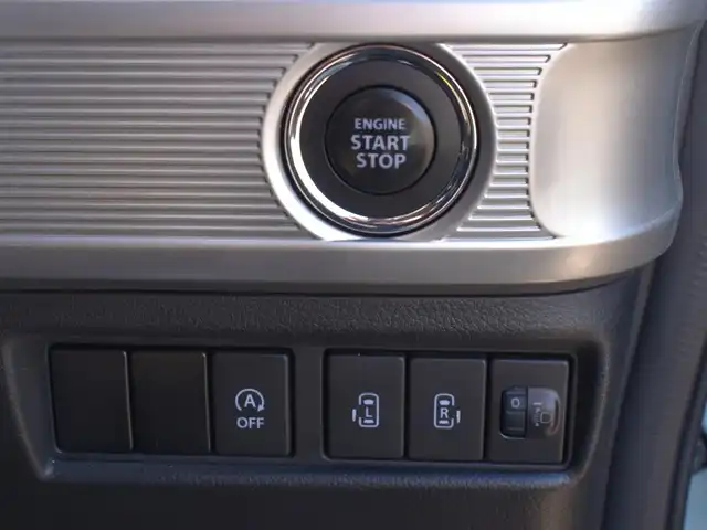 スズキ スペーシア HYBRID X 福岡県 2020(令2)年 5.6万km ライトブルー 社外SDナビ・フルセグTV/（Bluetooth・DVD再生可能）/両側パワースライドドア/スマートキー/セーフティサポート/バックカメラ/バックセンサー/運転席シートヒーター/ETC/新車時保証書/取扱説明書