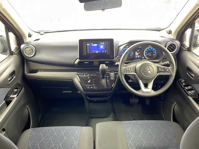 三菱 ｅＫクロス T 兵庫県 2019(令1)年 4.3万km アメジストブラック/レッドM ・社外ディスプレイオーディオ（Alexa・BT・スマートフォン連携）/・バックカメラ/・マイパイロット/・先進快適パッケージ/・Eアシスト/・衝突軽減ブレーキ/・車線逸脱警報/・車線逸脱防止支援/・クリアランスソナー/・LEDオートライト/・フォグランプ/・オートハイビーム/・シートヒーター/・オートホールド/・電動パーキングブレーキ/・ステアリングリモコン/・ドアバイザー/・アイドリングストップ/・ETC/・バニティミラー/・プッシュスタート/・スマートキー/・純正15インチアルミホイール/・フロアマット/・W＋サイドエアバック/・カーテンエアバック/・BLITZ製スロットルコントローラ（Power Thro）/・MITSUBA製ホーン（ALPHAII）/・社外サブウーハー