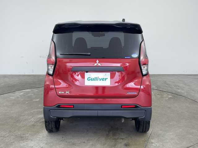 三菱 ｅＫクロス T 兵庫県 2019(令1)年 4.3万km アメジストブラック/レッドM ・社外ディスプレイオーディオ（Alexa・BT・スマートフォン連携）/・バックカメラ/・マイパイロット/・先進快適パッケージ/・Eアシスト/・衝突軽減ブレーキ/・車線逸脱警報/・車線逸脱防止支援/・クリアランスソナー/・LEDオートライト/・フォグランプ/・オートハイビーム/・シートヒーター/・オートホールド/・電動パーキングブレーキ/・ステアリングリモコン/・ドアバイザー/・アイドリングストップ/・ETC/・バニティミラー/・プッシュスタート/・スマートキー/・純正15インチアルミホイール/・フロアマット/・W＋サイドエアバック/・カーテンエアバック/・BLITZ製スロットルコントローラ（Power Thro）/・MITSUBA製ホーン（ALPHAII）/・社外サブウーハー